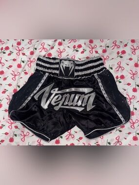 Black Silver Muay Thai Shorts size S nwot